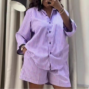 ชุดเซ็ตเสื้อแขนสามส่วนติดกระดุมและกางเกงขาสั้นลายทางตัดกันสำหรับผู้หญิง 2 ชิ้น แฟชั่น - Product Image 5