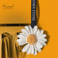 Assiette en céramique fleur de marguerite avec corde désodorisant à l'huile essentielle naturelle suspendu plâtre parfumé pierre placard de voiture tiroir à vêtements