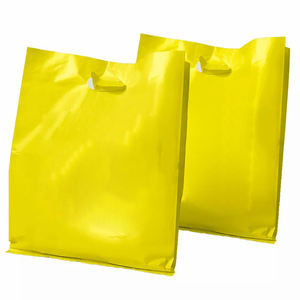 Bolsa de compras de colores PE de diseño personalizado con mango troquelado, portador de plástico para uso en calcetines y zapatos - Product Image 3