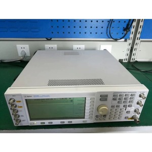 E4438C 250khz - 3.0 GHz เครื่องกำเนิดสัญญาณ ESG มือสอง - Product Image 1