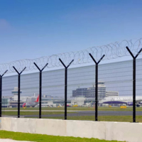 Panneaux muraux de clôture industrielle Clôture de sécurité bordée d'aéroports Bras en forme de Y/style U Panneau de clôture rigide 3D en Chine