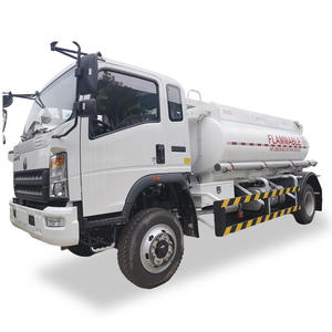 HOWO truk tangki bahan bakar baru truk SINOTRUCK 4x4 <span class=keywords><strong>3</strong></span> kompartemen truk tangki minyak - Product Image 2