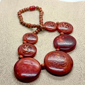 Collier en résine fait main, collier en résine personnalisé, collier en résine époxy d'Inde par TAQI CRAFT INTERNATIONAL - Product Image 1