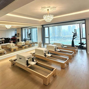 Cama de reformador de <span class=keywords><strong>Pilates</strong></span> Cadillac multifunciona calidad, duradera y amigable para entrenamiento de YogaPU de madera de arce - Product Image 1