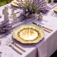 Assiette de présentation dorée en plastique PP, élégante et durable, design ajouré en dentelle, style américain haut de gamme, idéale pour mariages et réceptions, directement de l'usine