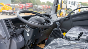 Camion de <span class=keywords><strong>remorquage</strong></span> à plateau coulissant ISUZU |   Camion de <span class=keywords><strong>remorquage</strong></span> et de <span class=keywords><strong>d</strong></span>épannage routier 2 <span class=keywords><strong>en</strong></span> 1 - Product Image 6