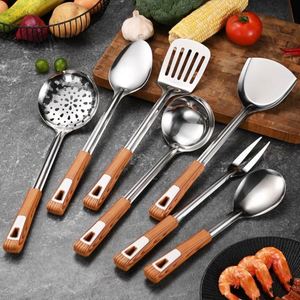Kitchen Accessories Wooden Pattern Handle Soup Ladle Slotted Spoon Slotted Ladle Cooking Tools Stainless Steel Kitchen Utensil - Product Image 3