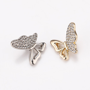 Prêt à Expédier Boutons de Luxe en Cristal Métallique avec Strass Papillon et Demi-Côtés pour Femmes - Product Image 2