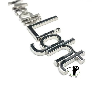 Étiquette métallique personnalisée en acier titane de qualité supérieure, lettres de l'alphabet pour décoration intérieure de luxe, marque d'identification robuste, service OEM compétitif - Product Image 5