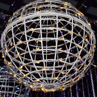 Boule de lanterne d'arbre suspendue de 20 cm à 50 cm avec globe de Noël LED, indice de protection IP65, pour la décoration de paysages, de rues, de jardins et de mariages