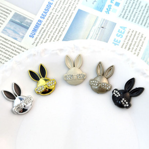 อุปกรณ์ตกแต่งเคสโทรศัพท์ DIY รูปกระต่ายประดับเพชร พลาสติกเรซิ่นชุบโลหะ ขนาดกลาง สำหรับงานประดิษฐ์ - Product Image 1