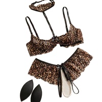 Ensemble de lingerie sexy imprimé léopard à col halter pour femme, soutien-gorge push-up rembourré, design trois pièces, demi-bonnet, polyester/coton, sans entrejambe