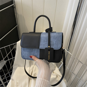 <span class=keywords><strong>Bolso</strong></span> de Hombro Cruzado <span class=keywords><strong>Pequeño</strong></span> Cuadrado de Moda Transfronteriza con Parches Texturizados para Verano, Estilo Chic para el Día a Día 2026 - Product Image 2