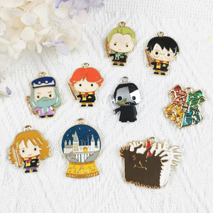 จี้โลหะผสมเคลือบสีน่ารักลายการ์ตูนมายากลสำหรับทำสร้อยคอ สร้อยข้อมือ เครื่องประดับ ปี 2026 จากผู้ผลิตเครื่องประดับ - Product Image 1