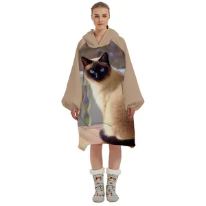 2024 कस्टम लोगो पहनने योग्य ऊन की चमक विशाल हुडी कंबल और वयस्क शेरपा के लिए विशाल हुडी कंबल
