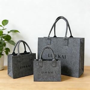 Wholesale Advertising Promotion <b>Gift</b> Felt Bags <b>Large</b> Capacity Felt Tote Shopping Bag with Custom Printed Logo - Product Image 2