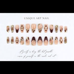 <span class=keywords><strong>Uñas</strong></span> Postizas Y2K con Estampado de <span class=keywords><strong>Vaca</strong></span> y Gota de Agua, Color Marrón Nude, Diseño Floral 3D con Tachuelas Metálicas Doradas, Gelatina Reutilizable, Forma Almendrada, para Chicas - Product Image 4