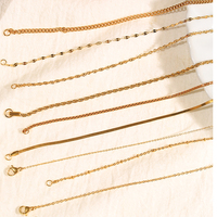 Chaîne en or 18 carats Collier en acier inoxydable Boîte à vagues d'eau Chaînes Figaro Corde à chevrons Chaîne Cuabn Bijoux