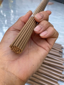 Incienso de madera de agar con núcleo de bambú, hecho a mano, no irritante, aroma natural, ideal para apartamentos, meditación y oficinas. - Product Image 2