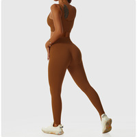 Ensemble de yoga côtelé sans couture 4 pièces pour femme, vêtements de sport personnalisés avec logo 2026, leggings et tenue de gym active