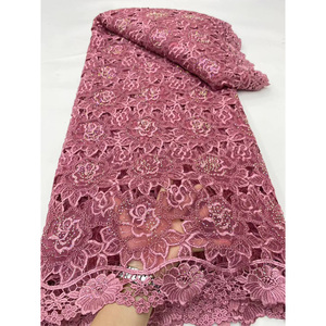 Tela de encaje guipur con patrón floral verde lima, diseño de moda, tela de encaje de red con piedras - Product Image 3