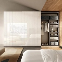 Nouvelle conception de porte coulissante en bois laqué blanc moderne simple pour armoire de maison, taille personnalisée