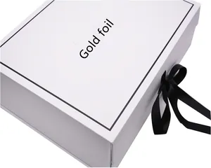 Kotak Kemasan Karton Penutupan Magnetik Logo Kustom Putih Mewah Kotak Hadiah Dapat Dilipat