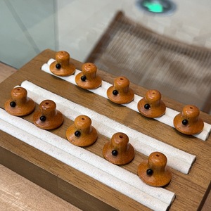 Cuentas de madera con forma de sombrero de payaso para pulseras, manualidades, accesorios de bricolaje, decoración del hogar, regalo de Navidad, regalo para compañeros de clase - Product Image 3