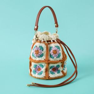Bolso de Hombro Tejido a Mano de Estilo Intelectual y Artístico, Bolso de Mujer con Cordón Ajustable, Accesorio de Moda de Ganchillo con Diseño de Caleidoscopio - Product Image 3