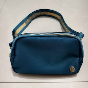 <span class=keywords><strong>Borsa</strong></span> a <span class=keywords><strong>tracolla</strong></span> <span class=keywords><strong>sportiva</strong></span> casual impermeabile in nylon da 1L Lulu Fashionable, novità esplosiva, <span class=keywords><strong>borsa</strong></span> a <span class=keywords><strong>tracolla</strong></span> per yoga - Product Image 6