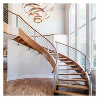 Escalier moderne et incurvée, en bois, forme ronde, pour l'intérieur
