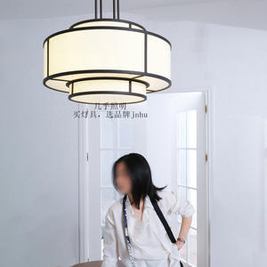Lustre de salle à manger en lin français de style chinois minimaliste moderne, luminaire en tissu à LED réglable en hauteur pour salon - Product Image 6
