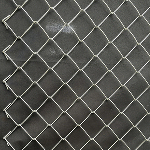 Malla <span class=keywords><strong>de</strong></span> Alambre Galvanizado con Eslabones <span class=keywords><strong>de</strong></span> Diamante en Rollo para Corte, Plegado y Soldadura, para Cercas <span class=keywords><strong>de</strong></span> Granjas, Sitios <span class=keywords><strong>de</strong></span> Cría y Montaña - Product Image 1