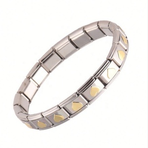 Bracelet élastique à breloques italiennes tendance pour femme, plaqué or, cœur pêche, style punk géométrique, élégant, en acier inoxydable, cadeau - Product Image 3