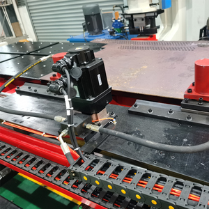 Prensa Hidráulica de Una Sola Cabeza de 600 mm, Punzonadora y Cortadora Automática de Piezas de Hierro, Presión de Punzonado de 160T, Certificación CE ISO - Product Image 4