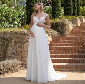 <span class=keywords><strong>Vestido</strong></span> <span class=keywords><strong>de</strong></span> novia <span class=keywords><strong>para</strong></span> <span class=keywords><strong>mujer</strong></span> <span class=keywords><strong>embarazada</strong></span>, <span class=keywords><strong>vestido</strong></span> <span class=keywords><strong>de</strong></span> novia <span class=keywords><strong>de</strong></span> encaje, falda <span class=keywords><strong>de</strong></span> novia, sin mangas, escote en V profundo, tren elegante, blanco marfil - Product Image 1