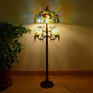 Lampe de sol en verre teinté de 46 cm de diamètre, inspirée de Tiffany, avec base E27/E26, lampes verticales LED pour bureau moderne, chambre à coucher, salon - Product Image 3