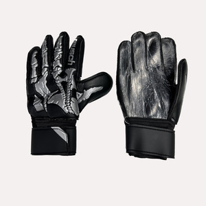 Guanti da Portiere Professionali da Calcio per Esterni, Personalizzabili, in Pelle e Latex, con Chiusura a Strappo, Antiscivolo e Traspiranti - Product Image 2