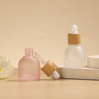 Luxuriöse 10ml Roll-on Deodorant Flasche mit Natürlichem Bambusdeckel Nachfüllbarer Glasbehälter für Ätherische Öle und Hautpflege-Serum