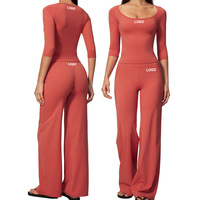Ensemble de sport 2 pièces en nylon brossé doux et spandex pour femme, haut à col carré et manches courtes, leggings évasés taille haute, ensembles de yoga
