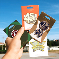 Badges d'anniversaire personnalisés, épingles à revers en métal émaillé doux, revêtement époxy, logos d'entreprise 2D 3D, emblèmes, récompenses commémoratives, fabrication OEM