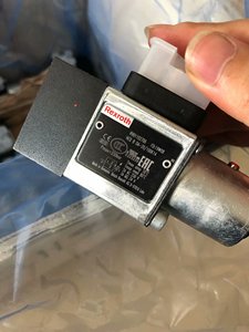 Solenoide de Alta Calidad R901445100 5-4WE10J5X/EG110N9K4/M R901339894 5-4WE10Y5X/EG24N9K4/M - Product Image 6