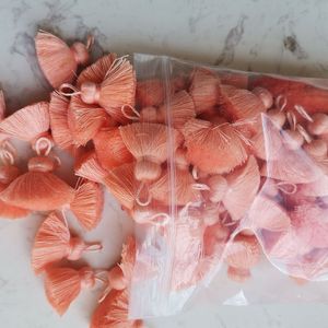 Nana atacado mais de 700 cores, atacado personalizado 2.0cm mini borlas de algodão com laço - Product Image 3