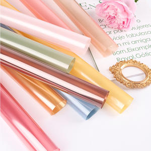 Papier d'emballage imperméable de bouquet floral de film de gelée du cristal OPP de cellophane coloré par Offre Spéciale avec le revêtement de PVC - Product Image 1