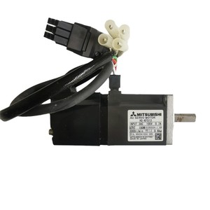 Motor Servo AC Mitsubishi HC KFS13 100W 3000rpm Hecho en Japón - Product Image 3