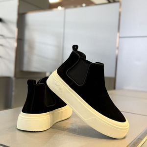 Scarpe da Uomo Alte alla Caviglia Modelli Autunno Inverno in Pelle Felpata Traspiranti Calde alla Moda Casual Versatili Stile di Alta Gamma - Product Image 4
