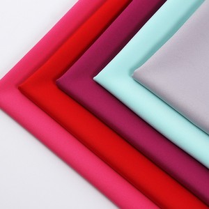 Chất lượng cao 200gsm 75 * <span class=keywords><strong>75D</strong></span> dệt 4 cách căng <span class=keywords><strong>Polyester</strong></span> Spandex đồng bằng nhuộm vải cho hàng may mặc & phù hợp cho bé trai và bé gái - Product Image 1