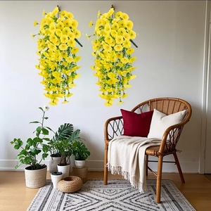 Grandes <span class=keywords><strong>fleurs</strong></span> artificielles en soie plastique - Guirlandes d'eucalyptus et de volubilis, <span class=keywords><strong>fleurs</strong></span> trompette pour décoration murale, idéales pour mariages en extérieur et la maison - Product Image 4
