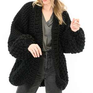 Cardigan à <span class=keywords><strong>col</strong></span> roulé personnalisé tricoté à la main boules faites chandails pour femmes chandail en tricot avec écusson multicolore pour femmes - Product Image 6