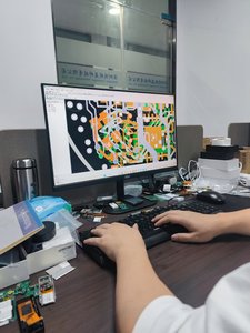 โซลูชันครบวงจรสำหรับการออกแบบและพัฒนา PCB PCBA พร้อมบริการทำ Mockup ต้นแบบ ประกอบ SMT และชิปเซ็ต - Product Image 6